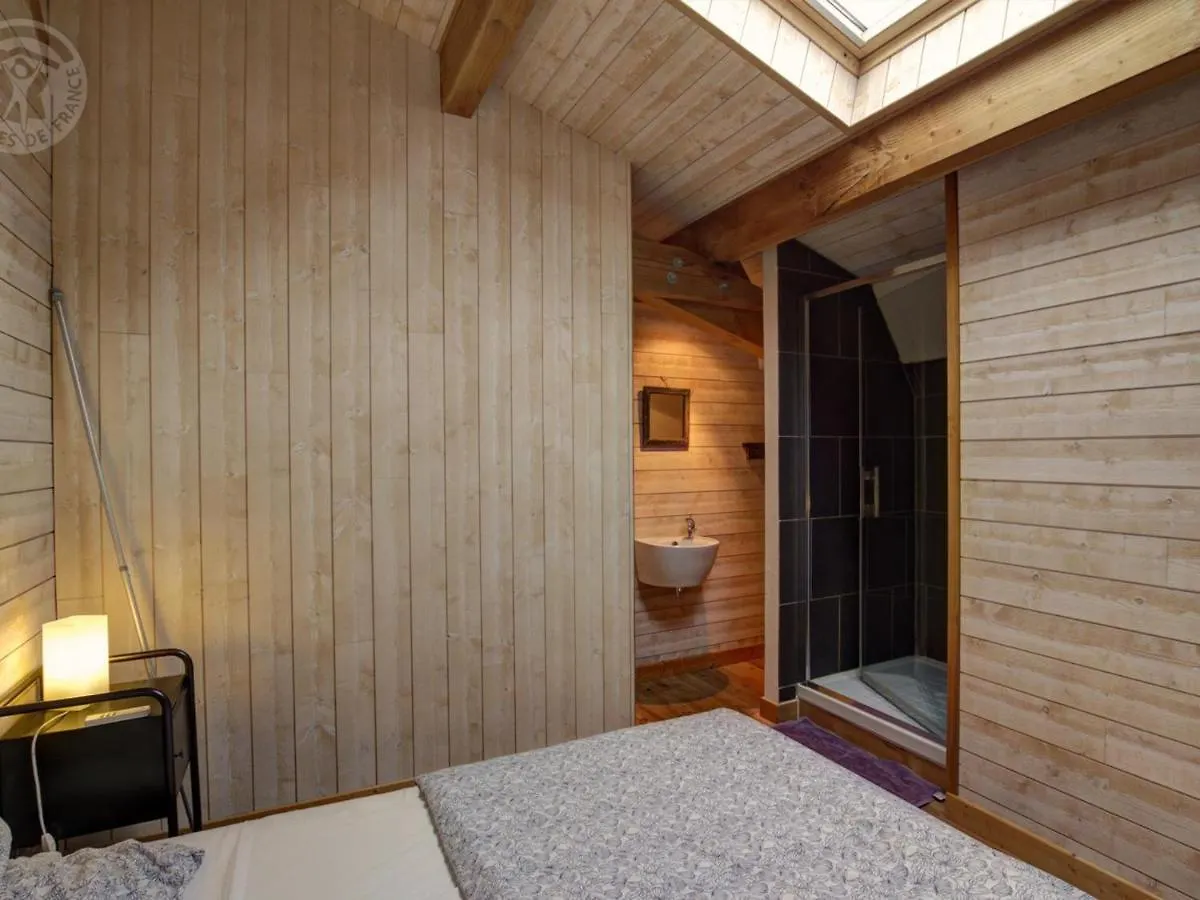 Gites Confortables Pour 10 Pers. Avec Jardin, Terrasse Et Equipements Modernes - Fr-1-496-185 Saint-Romain-d'Urfe 0*,