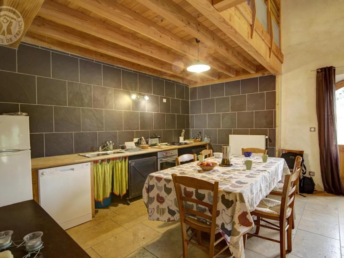 Gites Confortables Pour 10 Pers. Avec Jardin, Terrasse Et Equipements Modernes - Fr-1-496-185 Saint-Romain-d'Urfe 0*,  France