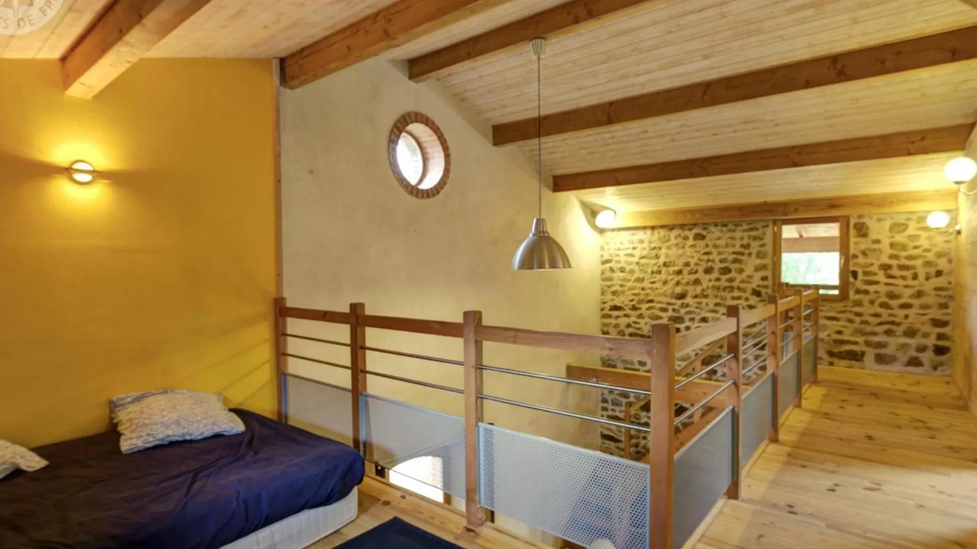 Holiday home Gites Confortables Pour 10 Pers. Avec Jardin, Terrasse Et Equipements Modernes - Fr-1-496-185 Saint-Romain-d'Urfe